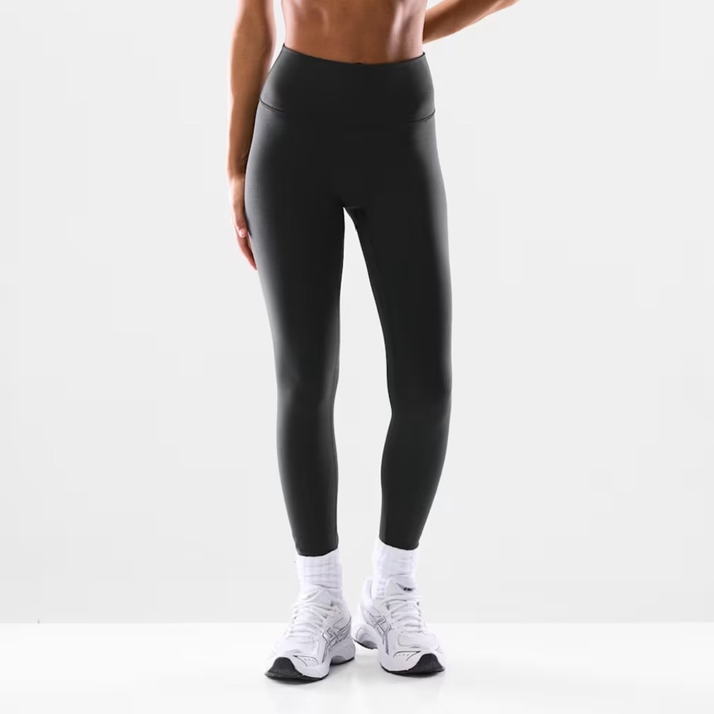 Aritzia TNA Charcoal High-Rise Leggings